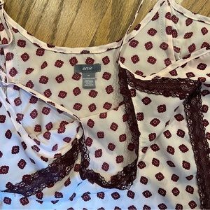 Aerie Medium sleepwear night gown sleep shirt lace detail so beautiful and soft